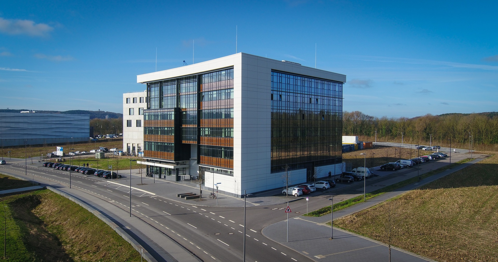 Gebäude des Cluster Photonik auf dem RWTH Aachen Campus.