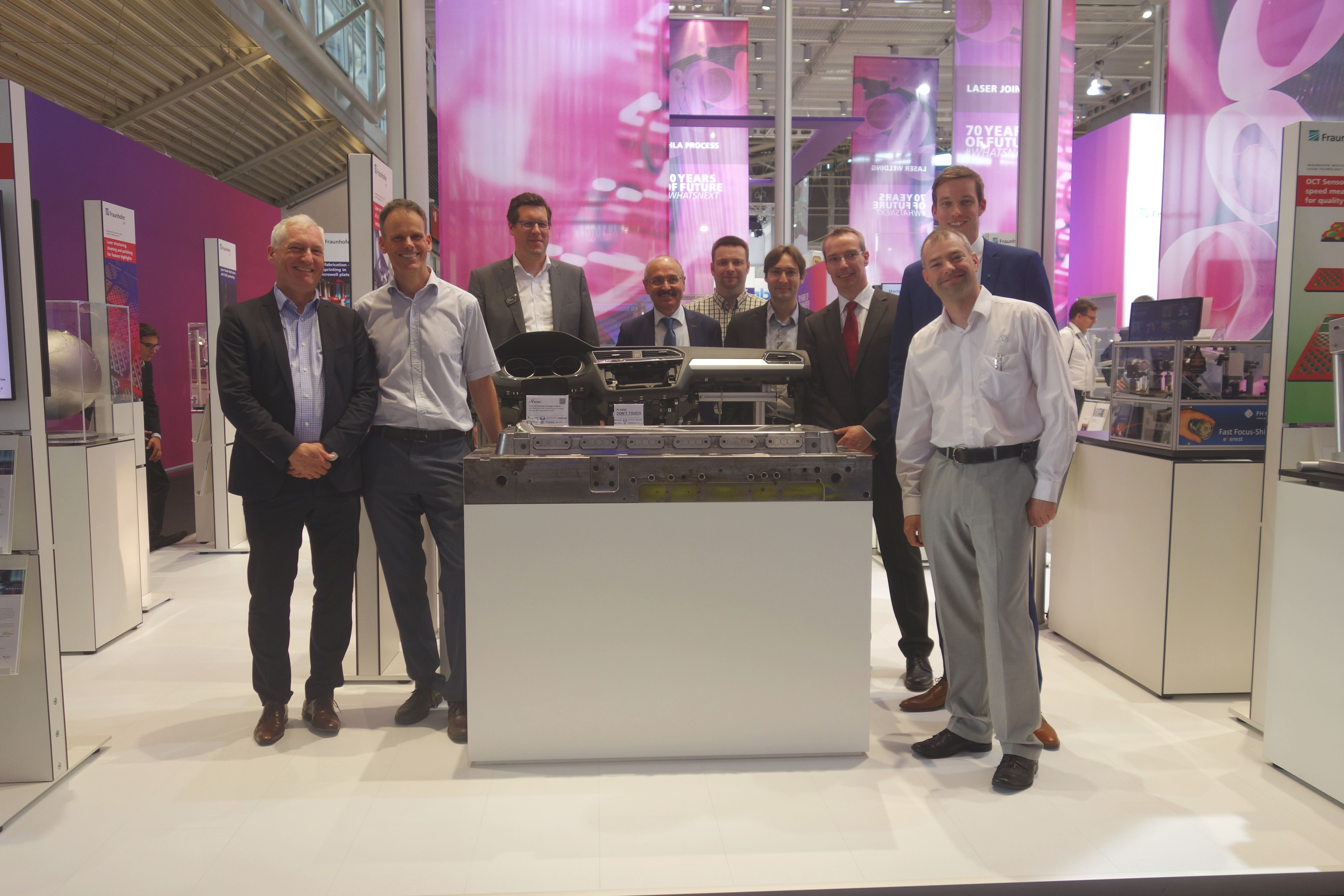 Representatives of the eVerest project partners at the Fraunhofer joint booth at the LASER World of PHOTONICS 2019 in Munich.